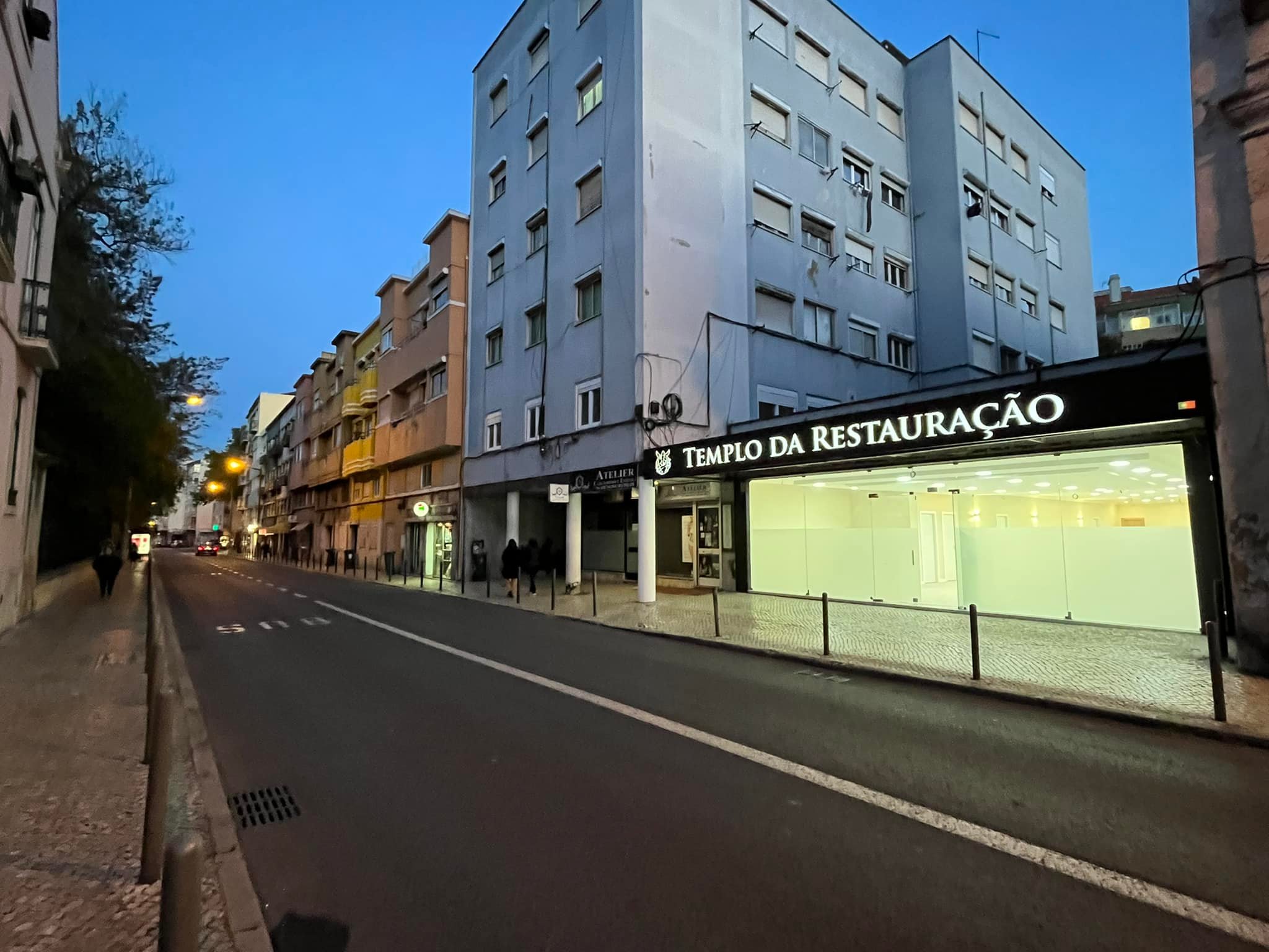 Fachada da Igreja Templo da Restauração em Lisboa
